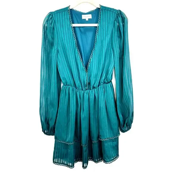 privacy please green dress Jessalynn Cut-Out Long Sleeve Maxi Dress Green